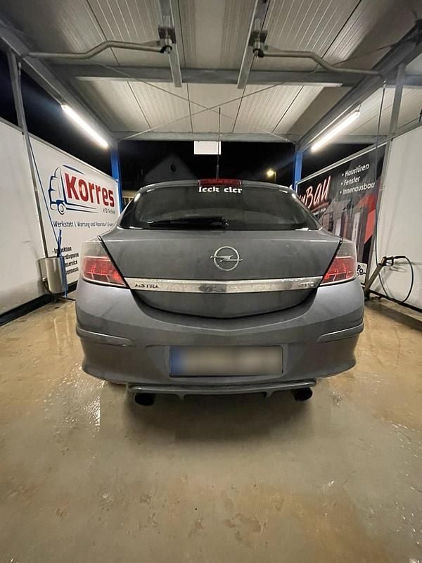 Gebraucht Opel Astra GTC 120 PS (88 kW) 2007 Grau Coupé