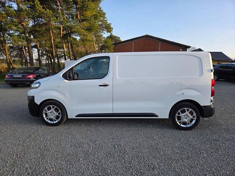 Gebraucht Citroën Jumpy 122 PS (89 kW) 2021 Weiß Van / Kleinbus