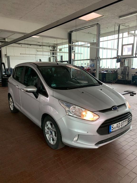 Gebraucht Ford B-MAX Titanium 101 PS (74 kW) 2017 Silber Van / Kleinbus