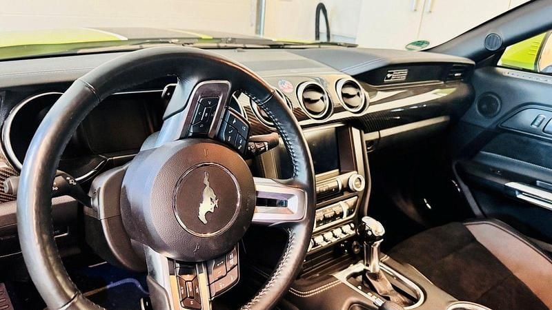 Usado Ford Mustang GT 450 HP (330 kW) 2021 Verde Cabrios