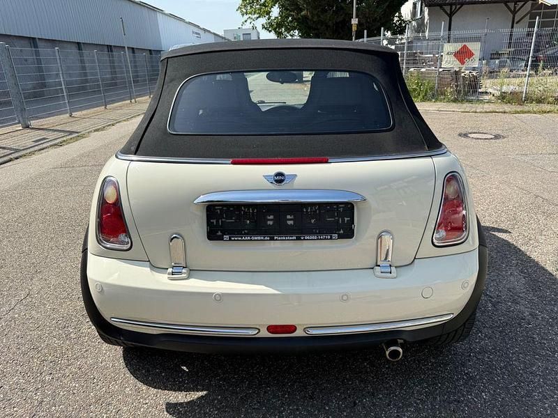 Gebraucht Mini One Cabriolet 90 PS (66 kW) 2007 Weiß Cabrio