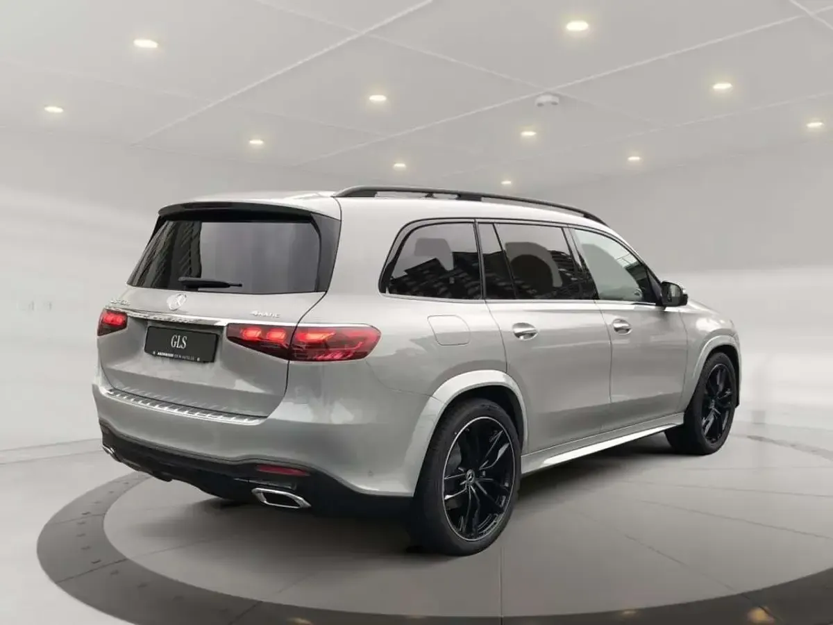 Gebraucht Mercedes GLS450 AMG 367 PS (269 kW) 2025 Grau manufaktur lack manufaktu SUV