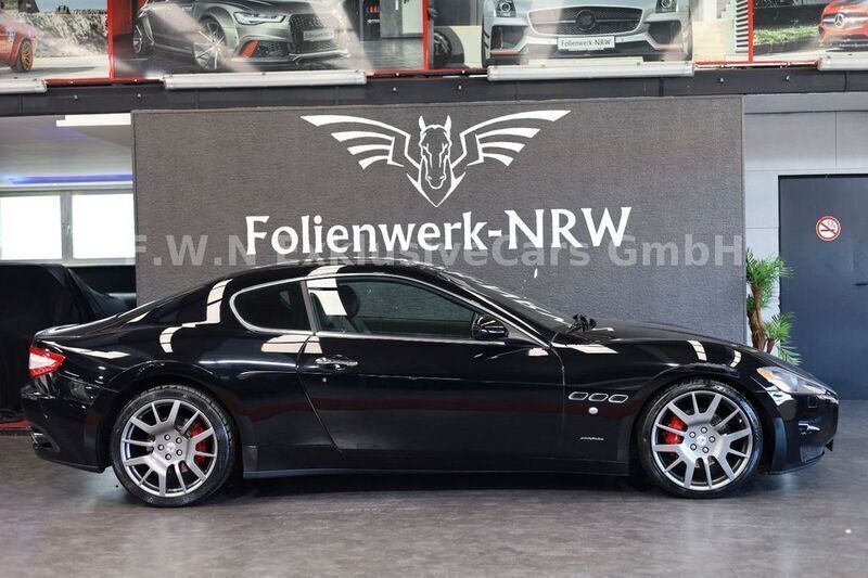 Gebraucht Maserati Granturismo 405 PS (297 kW) 2008 Schwarz Coupé