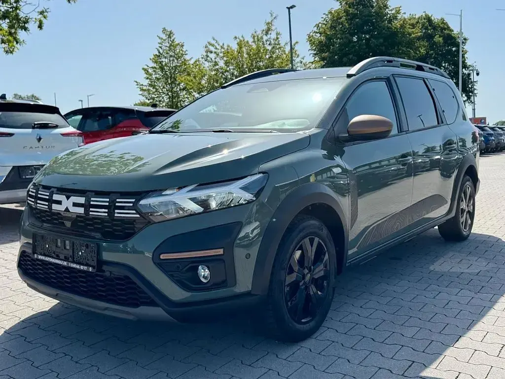 Gebraucht Dacia Jogger Extreme 110 PS (80 kW) 2025 Grün Van / Kleinbus