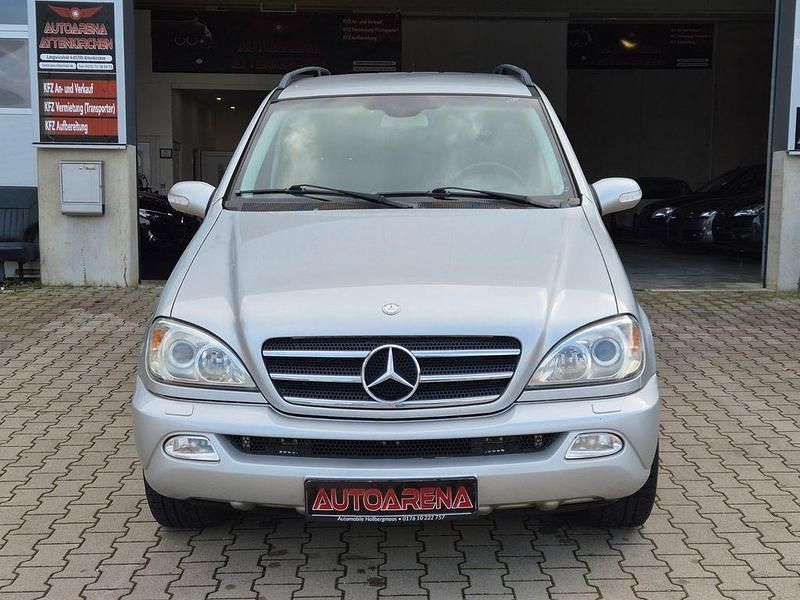 Gebraucht Mercedes ML350 235 PS (172 kW) 2003 Silber SUV