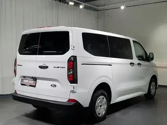 Neu Ford Transit Custom Trend 233 PS (171 kW) 2026 Weiss Kombi