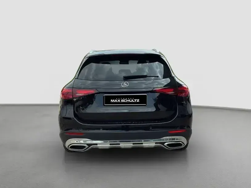 Gebraucht Mercedes GLC200 204 PS (150 kW) 2023 Schwarz SUV