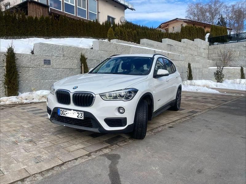 Gebraucht BMW X1 140 PS (102 kW) 2017 Weiß SUV