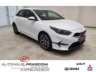 Gebraucht Kia Ceed Spirit 140 PS (102 kW) 2024 Weiss Kleinwagen