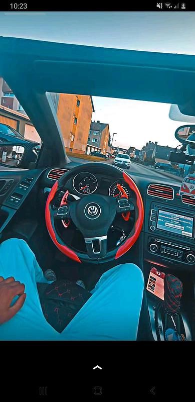 Gebraucht VW Golf Cabriolet 140 PS (102 kW) 2012 Rot Cabrio