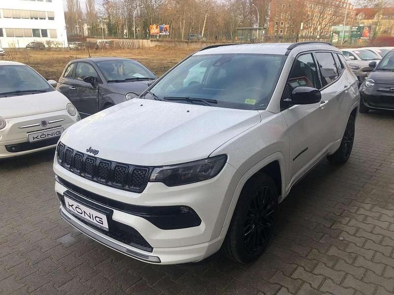Gebraucht Jeep Compass Altitude 131 PS (96 kW) 2023 Alpinewhite SUV