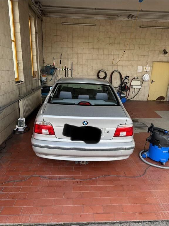 Gebraucht BMW 528 193 PS (141 kW) 1999 Silber Limousine