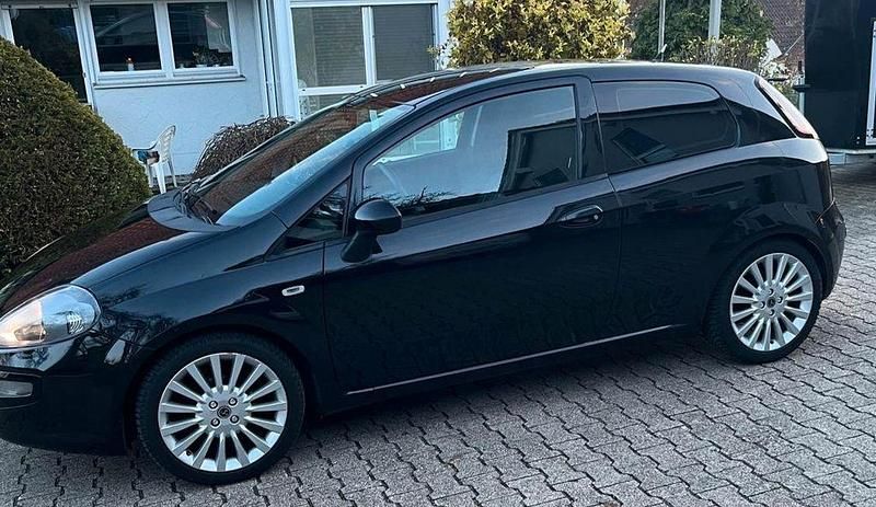 Gebraucht Fiat Grande Punto Sport 77 PS (56 kW) 2011 Schwarz Kleinwagen