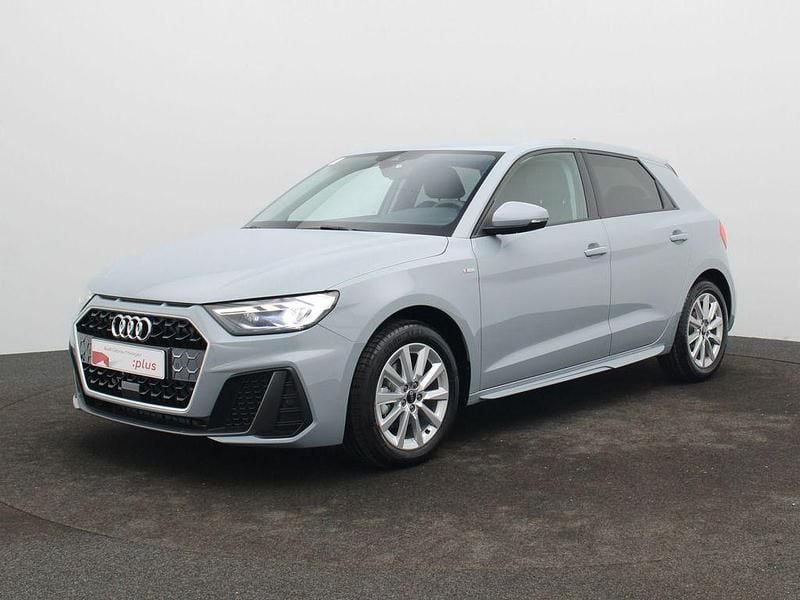 Gebraucht Audi A1 Sportback S-Line 116 PS (85 kW) 2024 Pfeilgrau perleffekt Kleinwagen