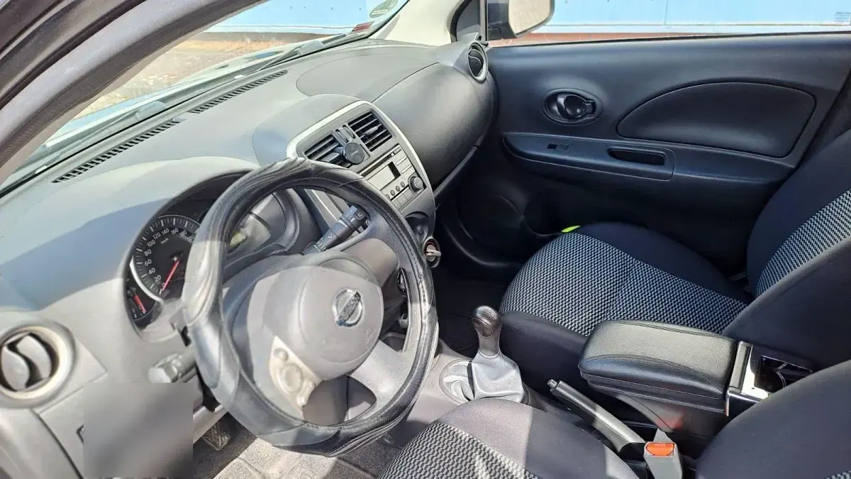 Gebraucht Nissan Micra 80 PS (58 kW) 2015 Schwarz Kleinwagen