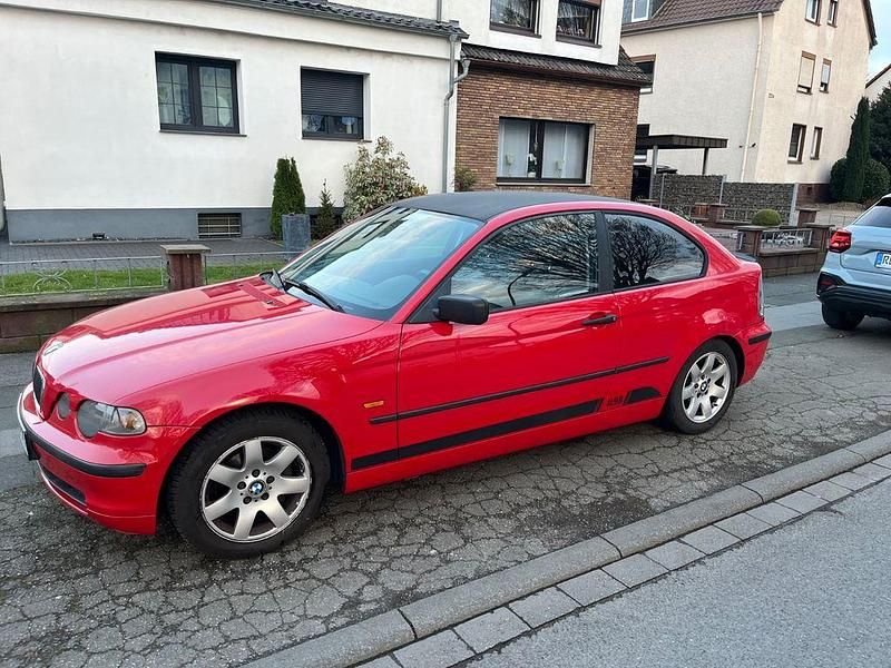 Rot Gebraucht 2001 BMW 316 Limousine | 3.200 € (Fairer Preis) - Bild 1/4