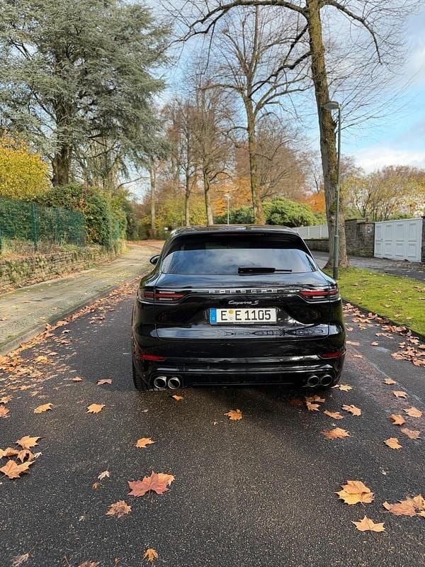 Gebraucht Porsche Cayenne S 440 PS (323 kW) 2018 Schwarz SUV