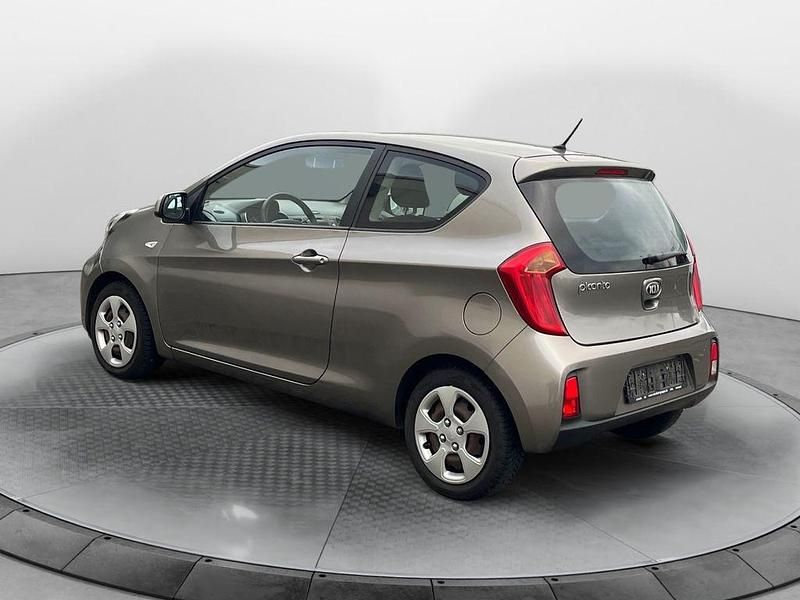 Gebraucht Kia Picanto Edition 7 67 PS (49 kW) 2015 Silber Kleinwagen