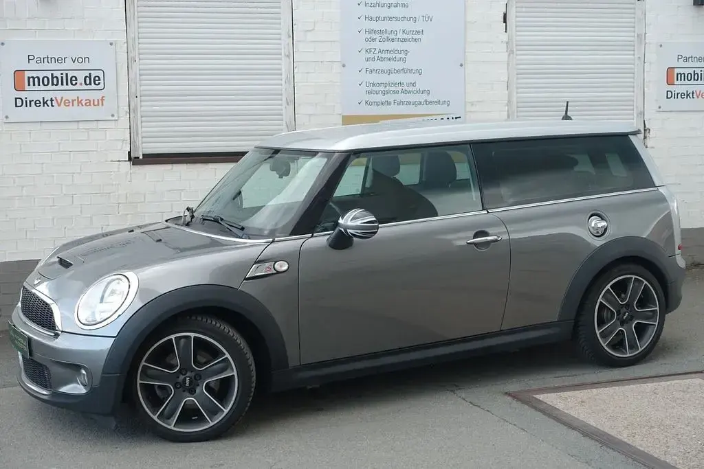 Gebraucht Mini Cooper S Clubman 174 PS (127 kW) 2010 Dark silver (technical) grey Kombi