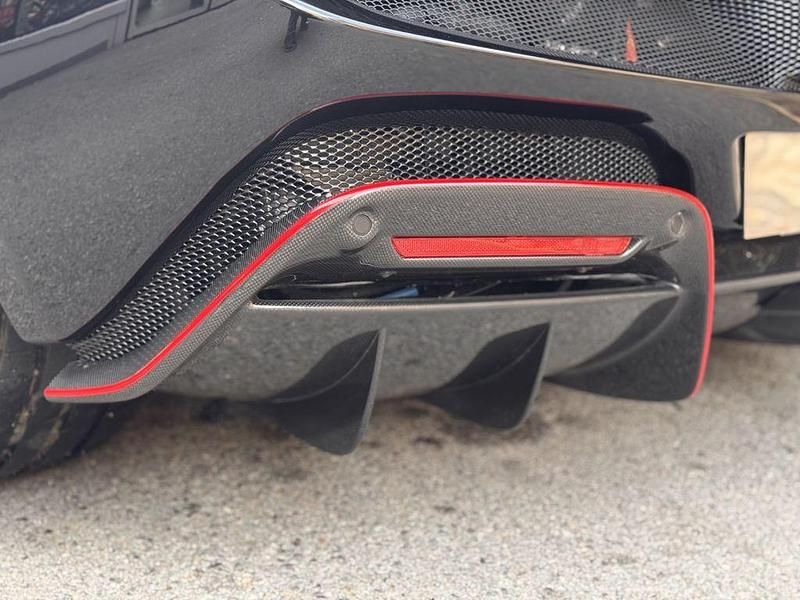 Gebraucht Ferrari 296 2024 Cabrio