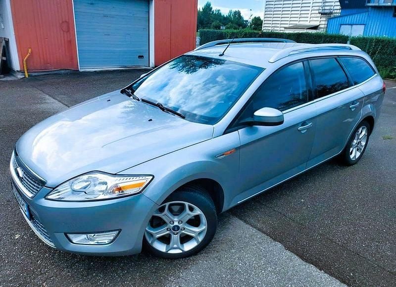 Silber Gebraucht 2008 Ford Mondeo Titanium Limousine | 5.900 € (Teuer) - Bild 1/4