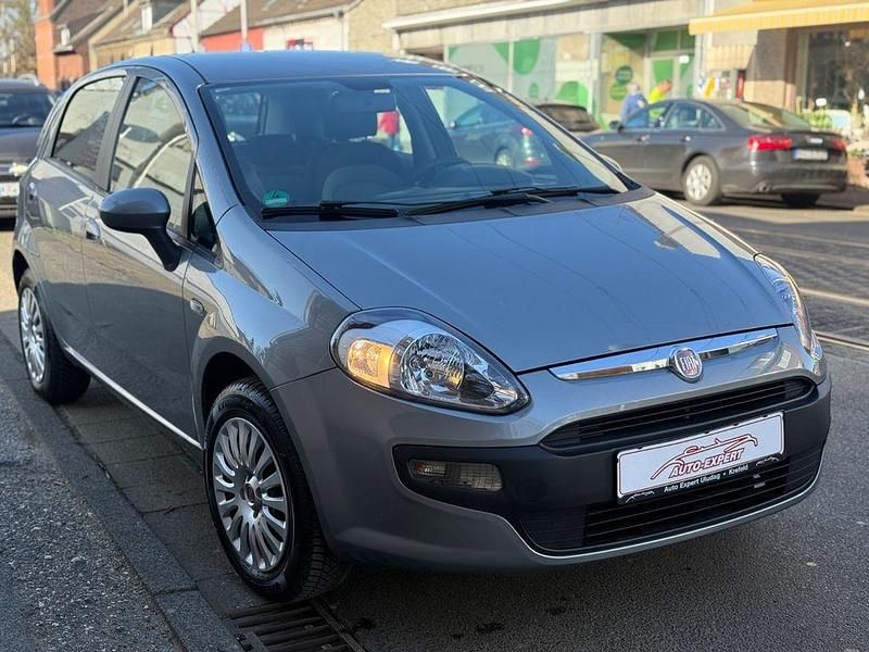 Gebraucht Fiat Punto Evo Dynamic 77 PS (56 kW) 2011 Grau Kleinwagen