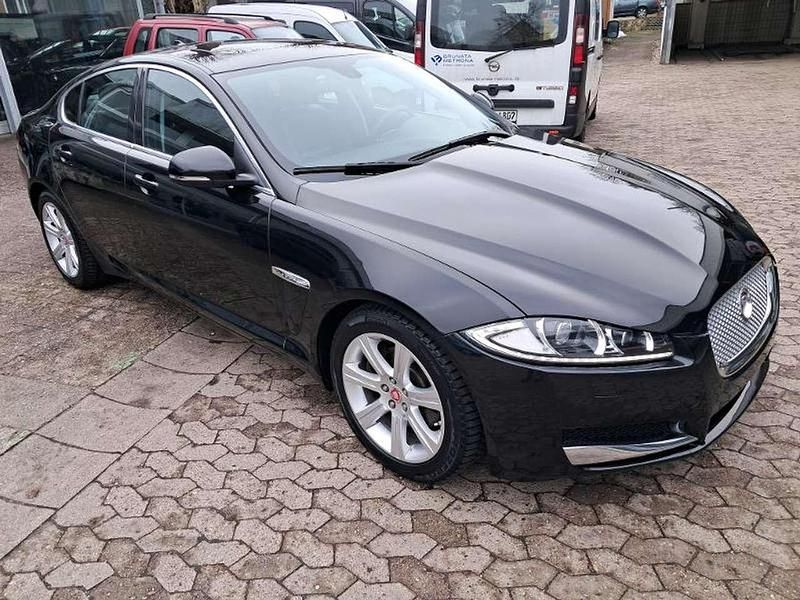 Gebraucht Jaguar XF 200 PS (147 kW) 2014 Schwarz Limousine