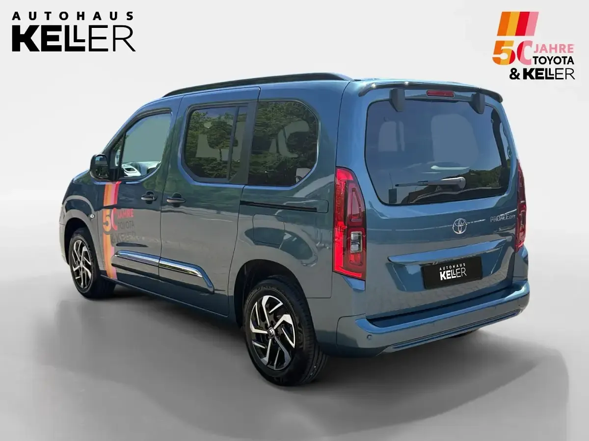 Neu Toyota Proace Verso 110 PS (80 kW) 2026 Libeccio blue Van / Kleinbus