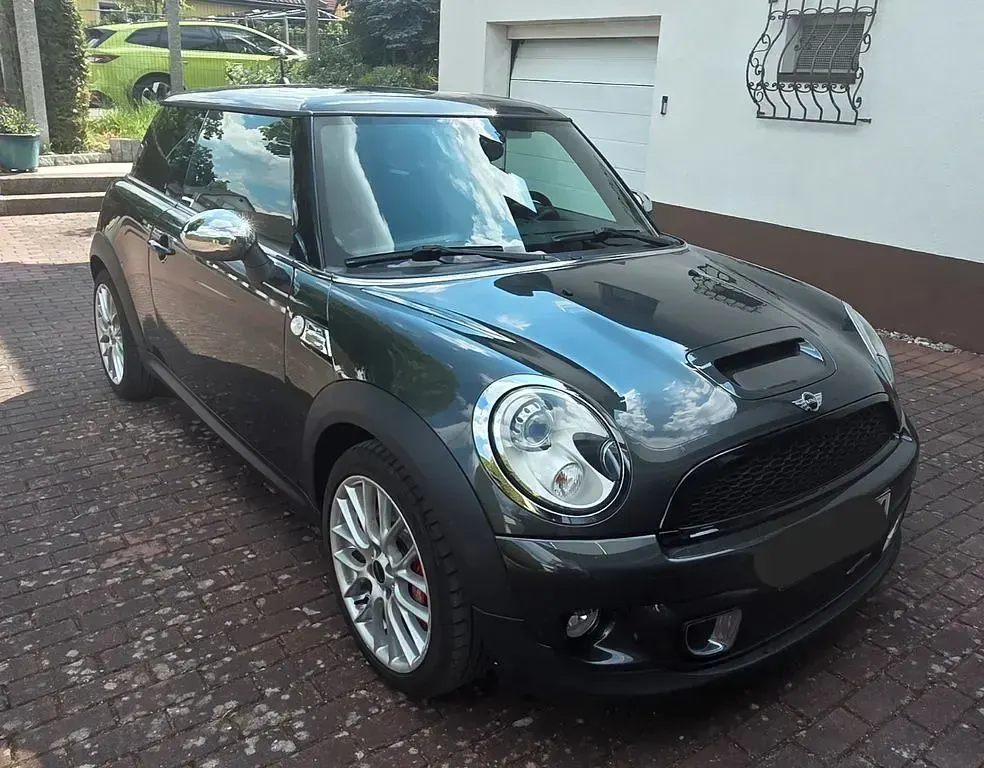 Używany Mini John Cooper Works 211 KM (155 kW) 2011 Szary Hatchback