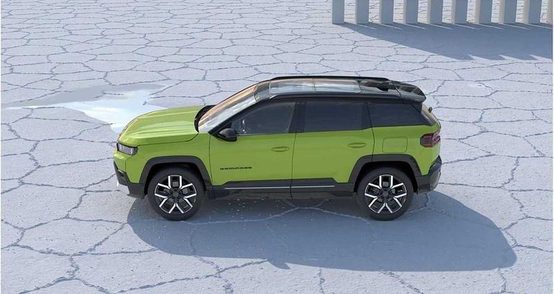 Neu Jeep Compass 224 PS (164 kW) 2026 Hawaii green/dach black SUV
