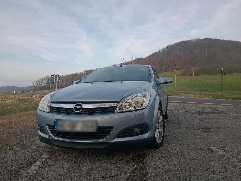 Gebraucht Opel Astra Cabriolet 140 PS (102 kW) 2007 Blau Cabrio