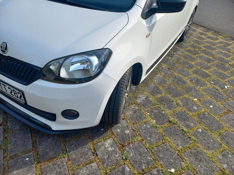 Weiß Gebraucht 2015 Skoda Citigo Monte Carlo Kleinwagen | 6.300 € (Guter Preis) - Bild 1/4