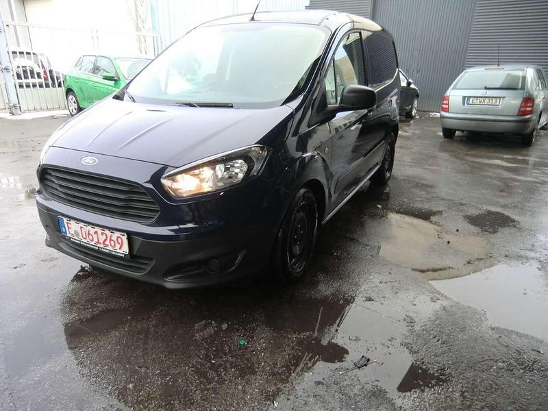 Używany Ford Transit Basis 101 KM (74 kW) 2018 Niebieski Minivan