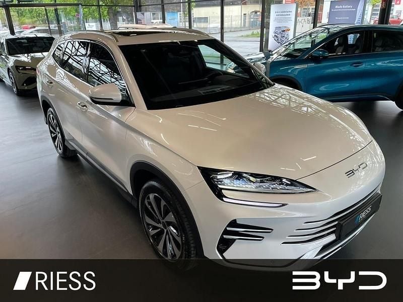 Neu BYD Seal U Boost 218 PS (160 kW) 2026 Snow white SUV