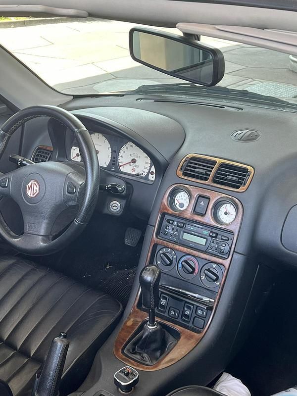 Gebraucht MG F 145 PS (106 kW) 1998 Blau Cabrio