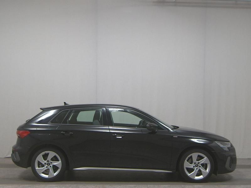 Schwarz Gebraucht 2021 Audi A3 S-Line | 22.480 € (Guter Preis) - Bild 1/4