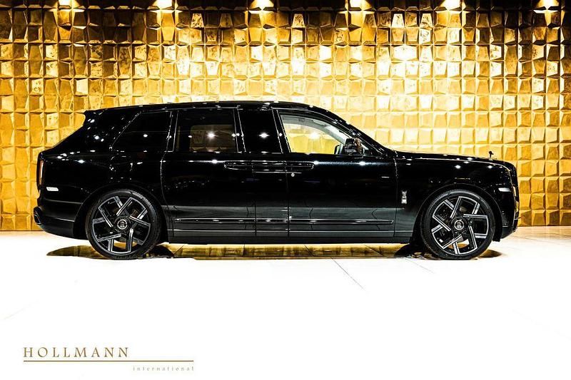 Neu Rolls Royce Cullinan 571 PS (419 kW) 2026 Schwarz SUV