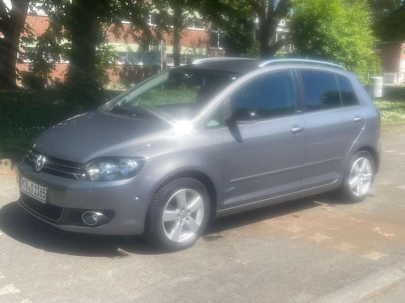 Silber Gebraucht 2011 VW Golf Plus Cross United Van / Kleinbus | 9.500 € - Bild 1/4