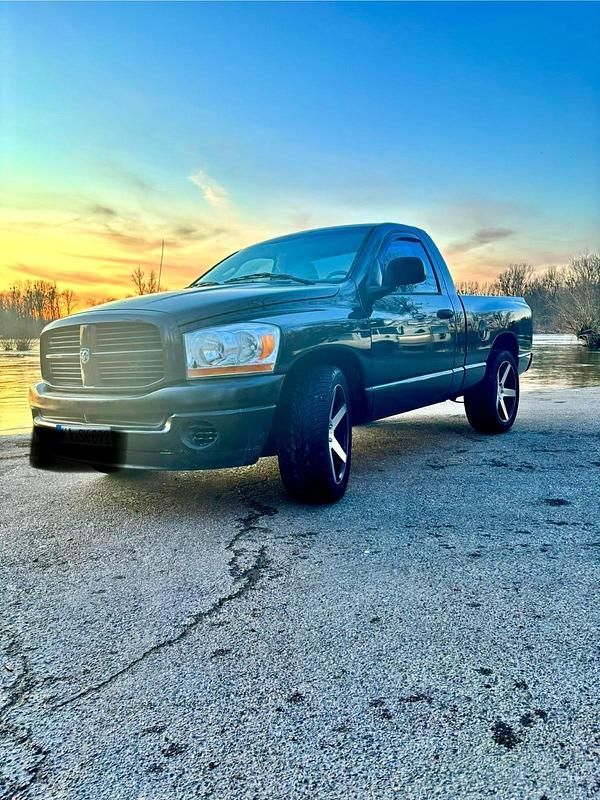 Usata Dodge Ram 350 CV (257 kW) 2006 Nero Pick-up