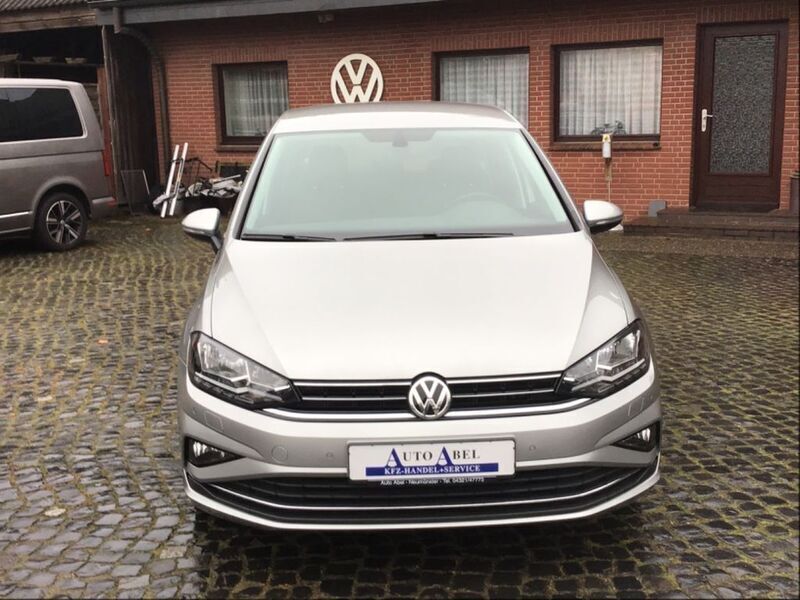Gebraucht VW Golf VII Join 131 PS (96 kW) 2018 Silber Limousine