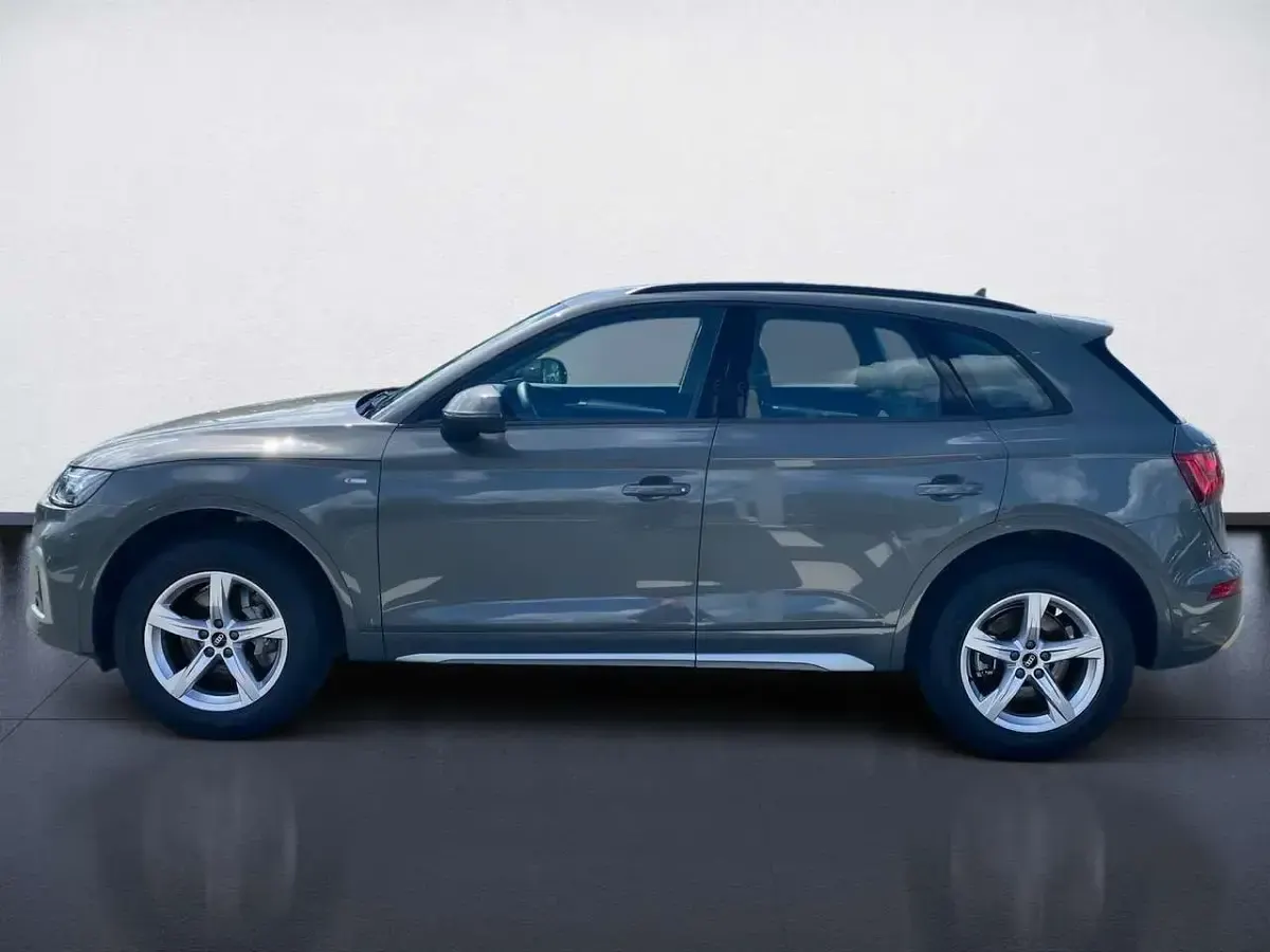 Gebraucht Audi Q5 S-Line 204 PS (150 kW) 2025 Grau SUV