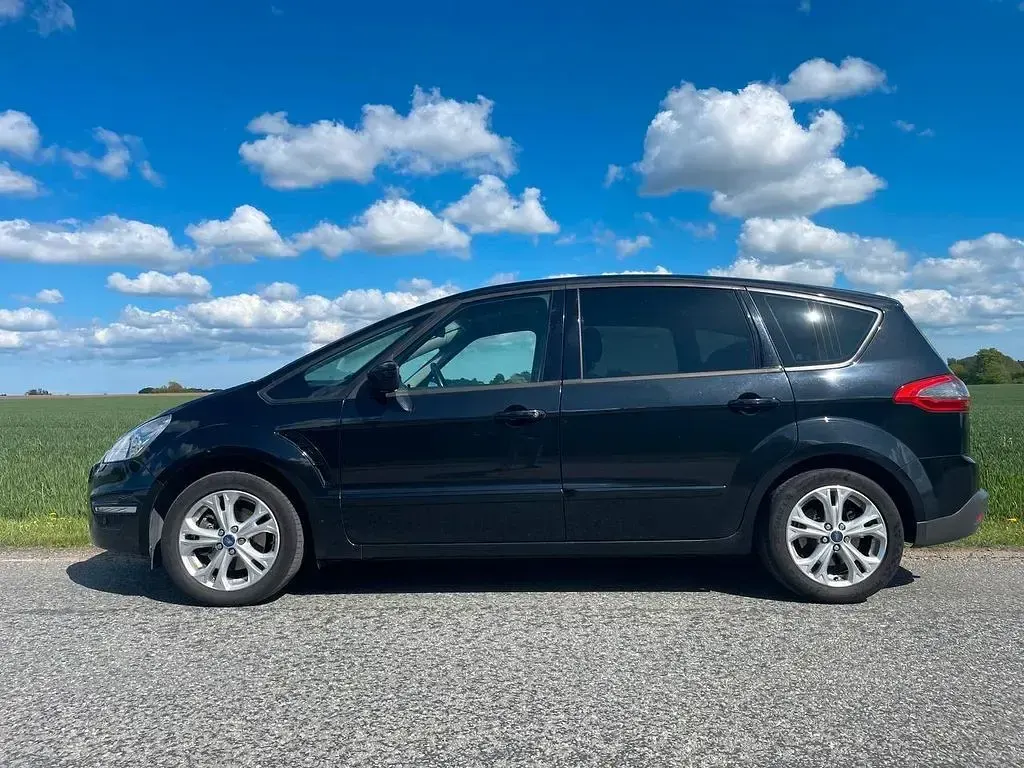 Gebraucht Ford S-MAX Collection 163 PS (119 kW) 2014 Schwarz Van / Kleinbus
