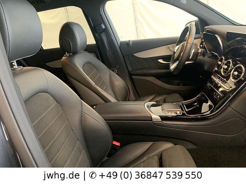Gebraucht Mercedes GLC300e AMG line 320 PS (235 kW) 2021 Graphitgrau (metallic) SUV