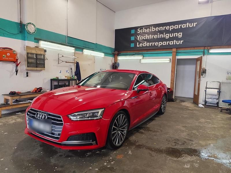 Rot Gebraucht 2018 Audi A5 Sportback Kleinwagen | 25.999 € (Fairer Preis) - Bild 1/4