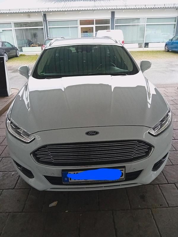 Weiß Gebraucht 2018 Ford Mondeo Kombi | 11.000 € (Guter Preis) - Bild 1/4