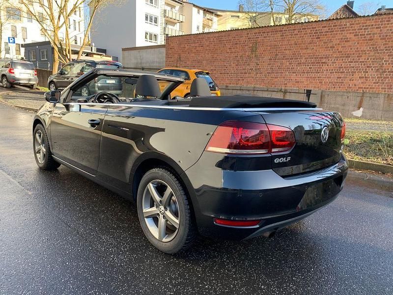 Gebraucht VW Golf Cabriolet 105 PS (77 kW) 2015 Schwarz Cabrio