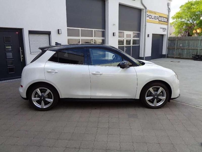 Neu Ora 03 Pro+ 125 kW (171 PS) 2025 Moonlight white/starry black Kleinwagen