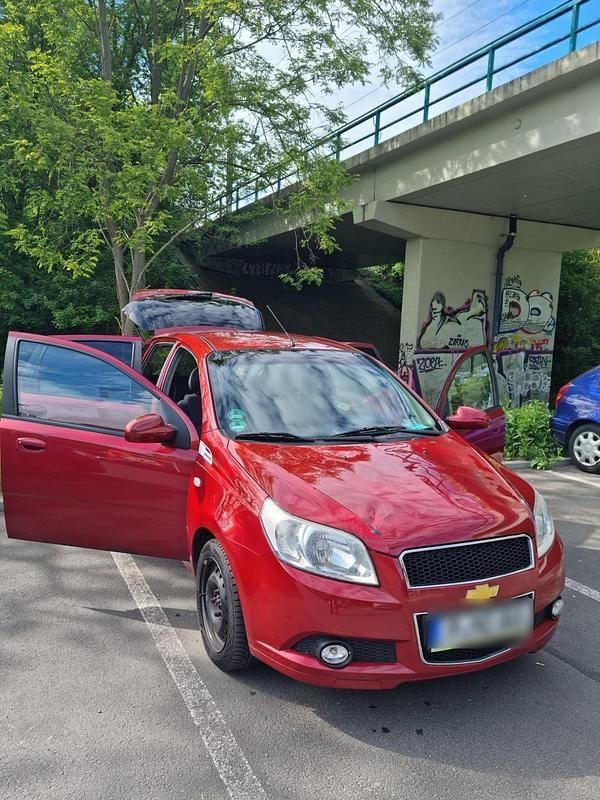 Rot Gebraucht 2009 Chevrolet Aveo Limousine | 899 € (Superpreis) - Bild 1/4