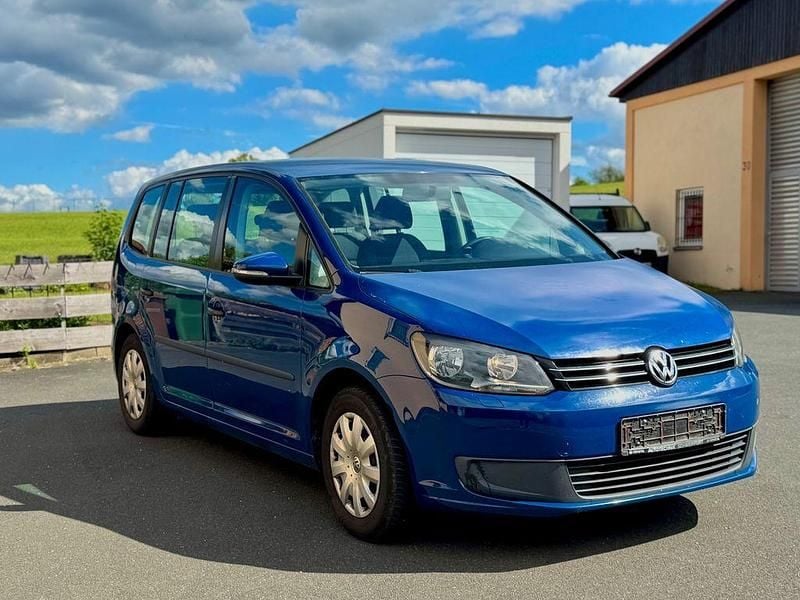 Blau Gebraucht 2011 VW Touran Van / Kleinbus | 4.250 € (Superpreis) - Bild 1/4