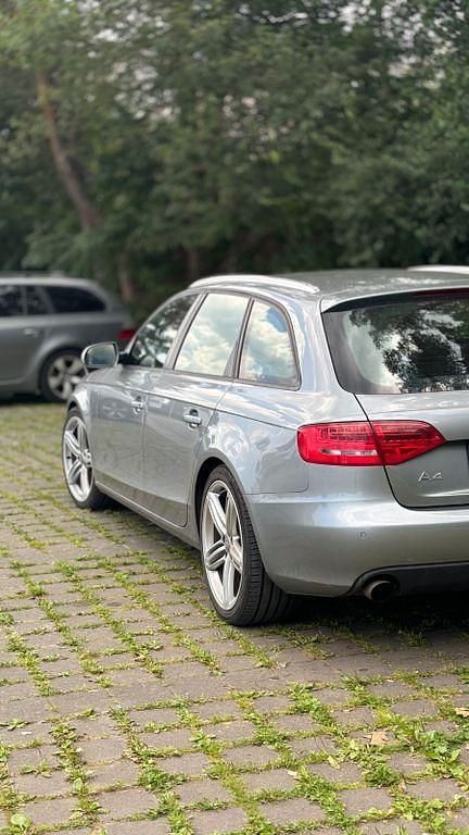 Gebraucht Audi A4 S-Line 179 PS (131 kW) 2010 Silber Kombi